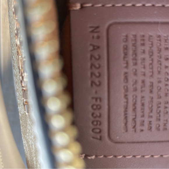 Coach Medium  Rowen Signature Beige bag - Picture 7 of 8